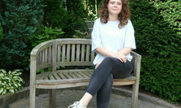 Jolina Sass kümmert sich ehrenamtlich um Menschen mit Behinderung