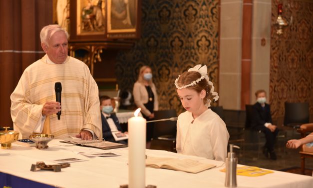 4 Mal Heilige Kommunion in St. Cyriakus