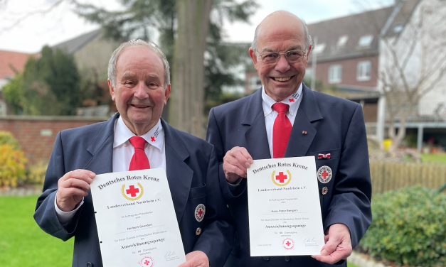 60 Jahre aktiv beim DRK – Hans-Peter Bongers und Herbert Geurden