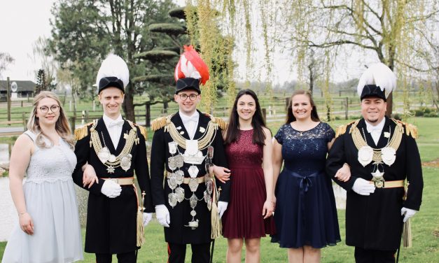 Hüskes Krone feiert vier Tage im August Schützenfest