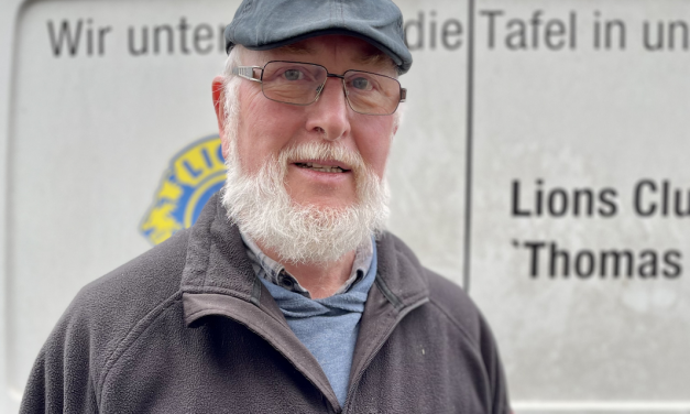 Tafel-Chef Bruno Wrede erhält SPD-Bürgerpreis durch EU-Vizepräsidentin