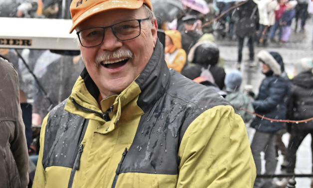 Stadtteilchat mit Bodo Brands, Vorsitzender der Hülser Kolpingsfamilie