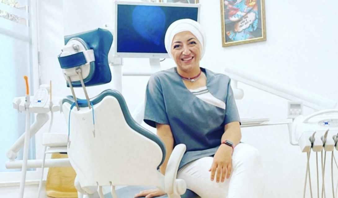 Zahnarztpraxis Sari feiert 10-jähriges Jubiläum