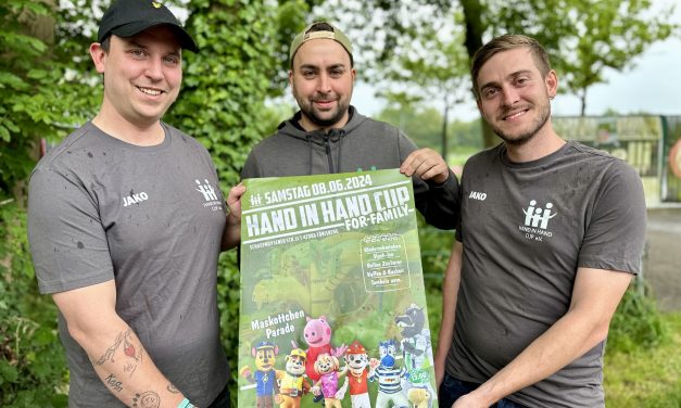 PAW-Patrol- und Fußballmaskottchen kommen zum Hand-in-Hand-Cup