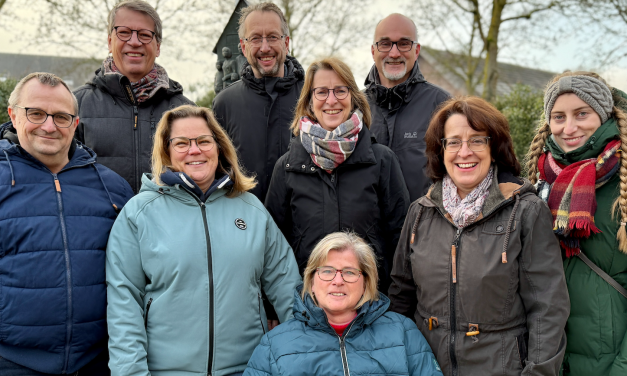 Bretterbühne begeistert Publikum