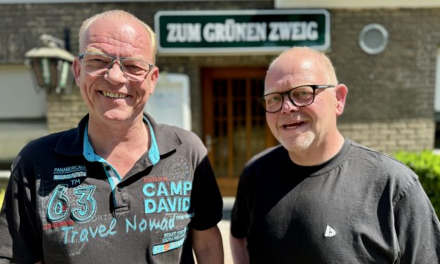 Vatertagsparty in Voesch mit Olaf Henning und Co.