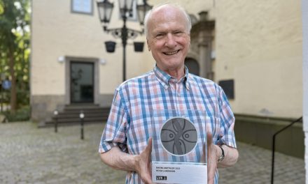 Ein Leben für die Kultur – Peter Landmann erhält den Rheinlandtaler
