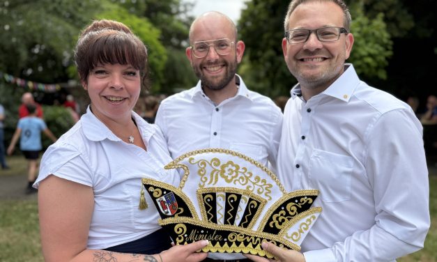 Matthias Dill als Minister beim Krefelder Prinzenpaar dabei