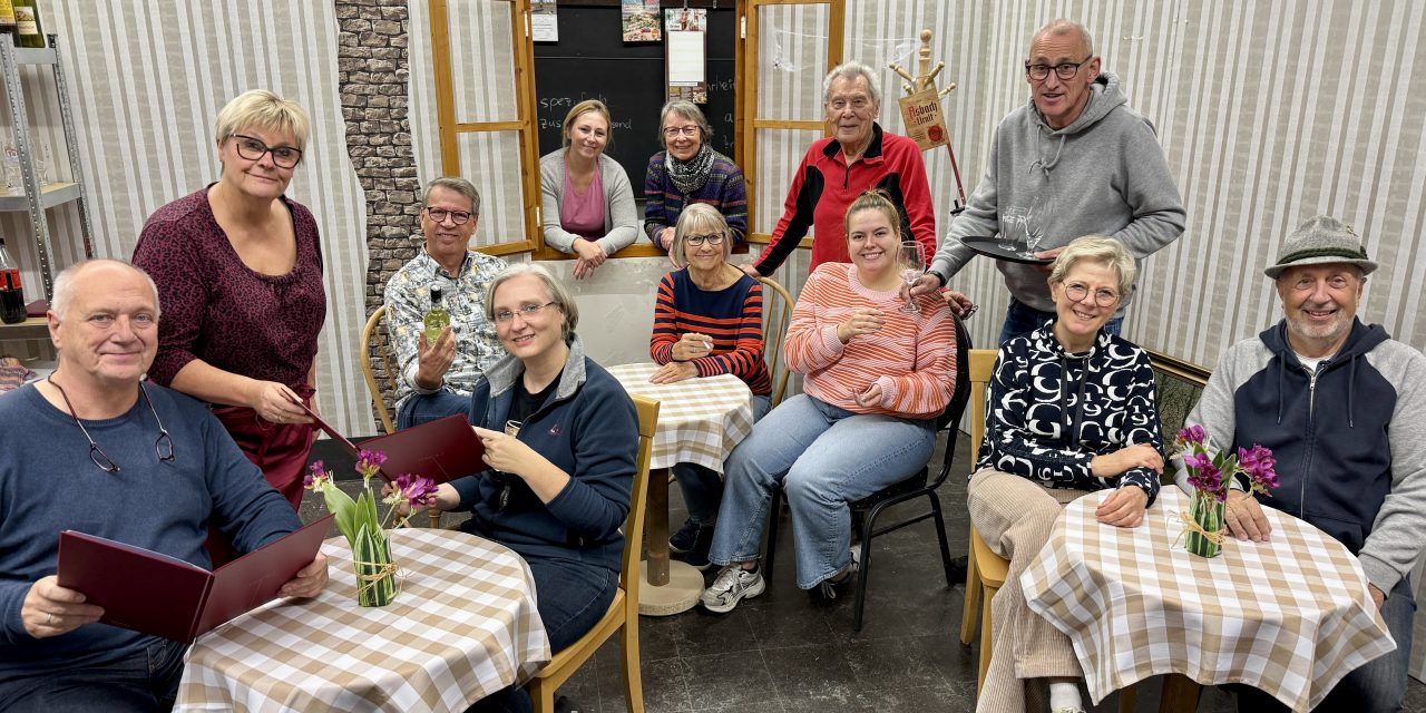 „Kaviar trifft Currywurst“ im Jubiläumsjahr der Kendel-Bühne 