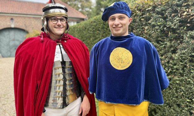 Der St. Martinszug in Orbroich zieht am 8. November