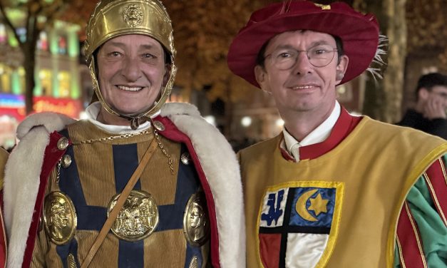Georg Funken reitet zum ersten Mal als St. Martin 